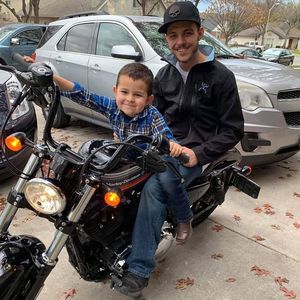 Meet your Posher, Eric